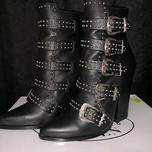 Steve Madden Boots